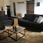 Chateau De Apartment *