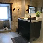 Chateau De Apartment