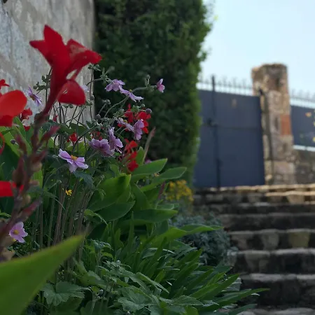 Chateau De * Bouniagues