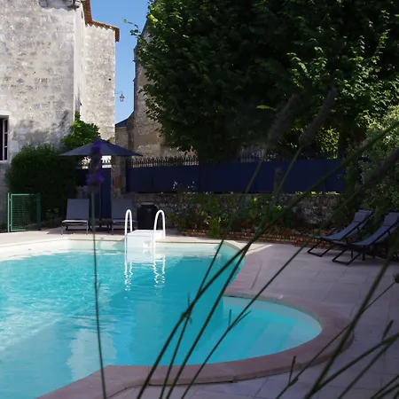 Chateau De Apartment