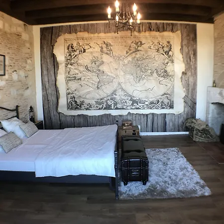 Chateau De *