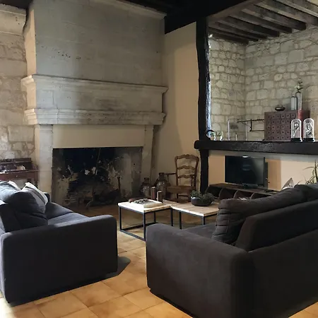 Chateau De Διαμέρισμα *