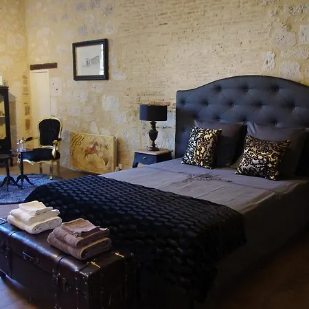 Apartment Chateau De *