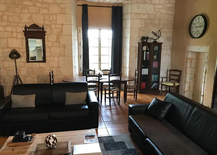 Chateau De Διαμέρισμα *