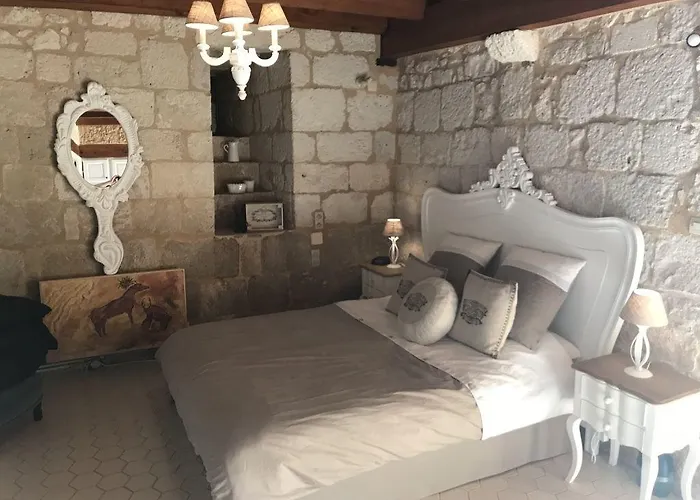 Chateau De Διαμέρισμα Bouniagues