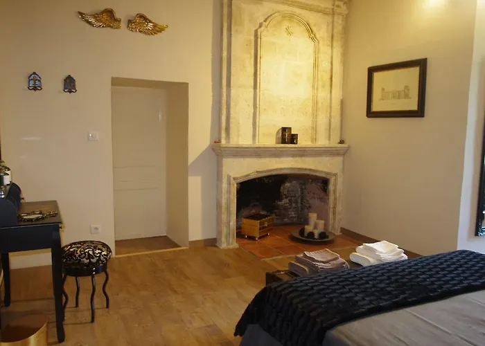 Chateau De * Bouniagues